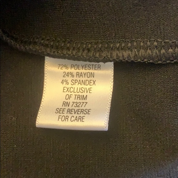 Black jacket with balloon sleeve and ribbon detail - Picture 5 of 7